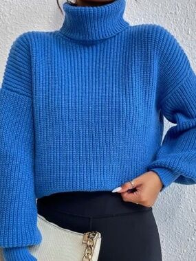 Chunky knit turtleneck royal blue small women EUC